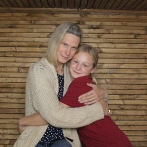 Meet your Posher, Elise